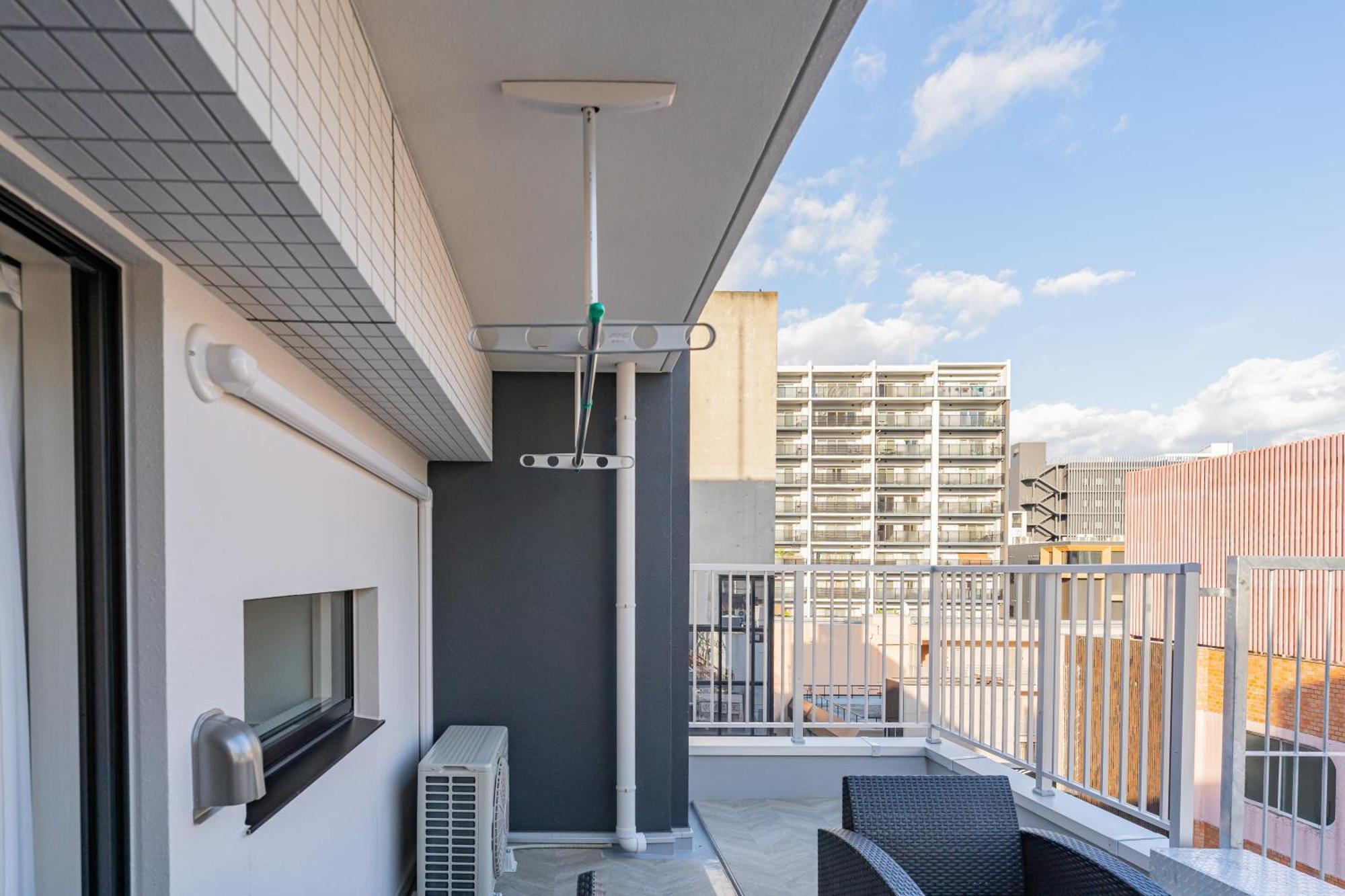 Apartment Hotel 11 Umeda Kamiyama Osaka Exterior photo